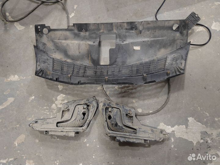 Продам решётку радиатора рио 3 и 2 туманки