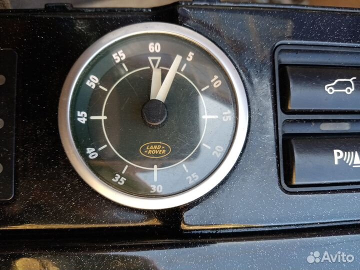 Часы на Ленд Ровер/ Ренж Ровер 3/ 2004 год