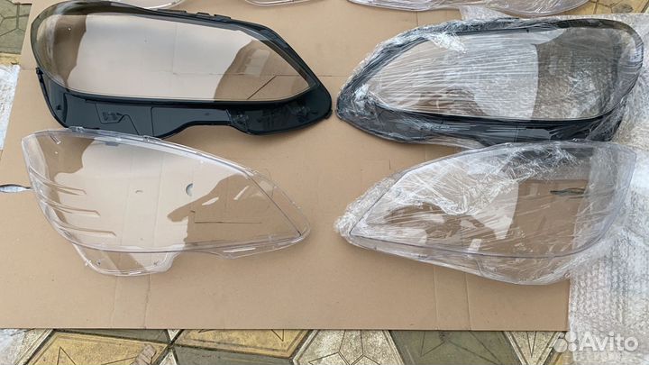 Стекло на фару Mercedes-Benz W204