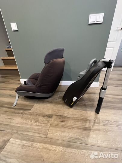 Автомобильное кресло maxi cosi и база family fix