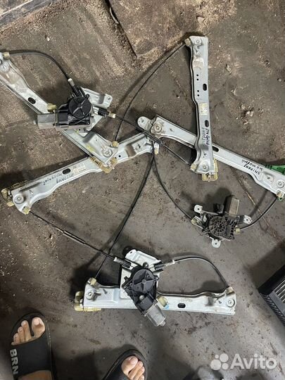 Стеклоподьемник emgrand джили эмгранд