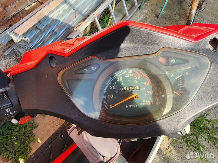 Скутер Nexus F22