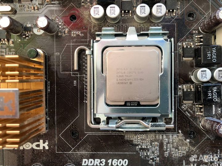 Материнская AsRock P43DE3 + CPU Core Q9400