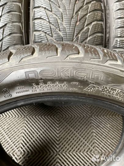 Nokian Tyres Hakkapeliitta R2 245/40 R18