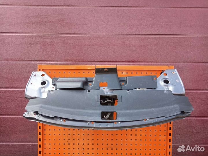 Передняя панель Mitsubishi Outlander 2