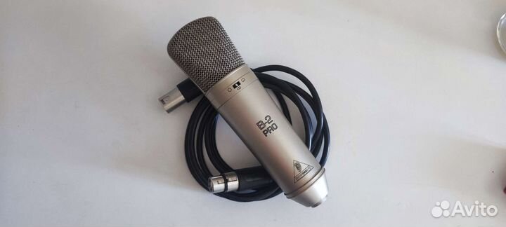 Behringer b2 pro студийный микрофон