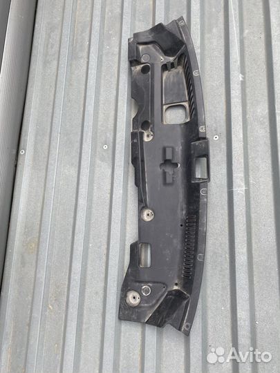 Кожух замка капота мицубиси эклипс