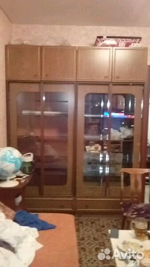 Шкаф-сервант