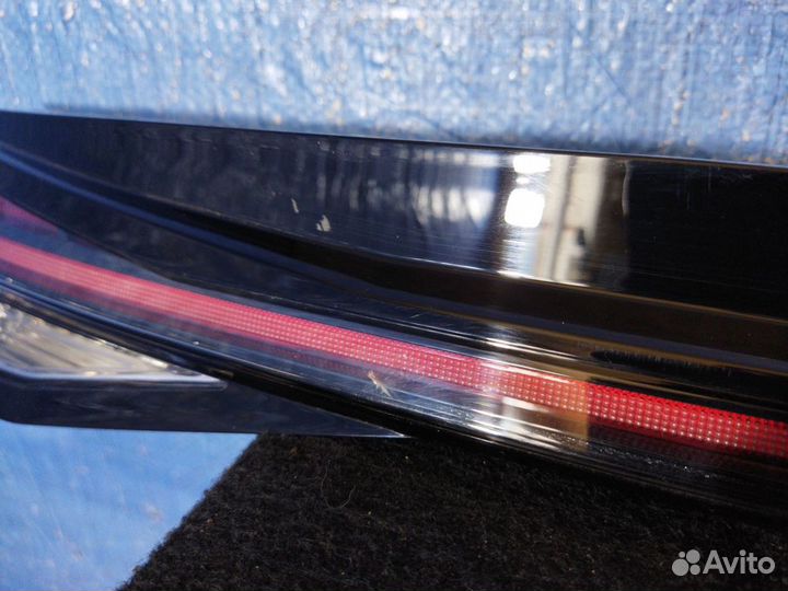 Фонарь в крышку багажника Hyundai Elantra