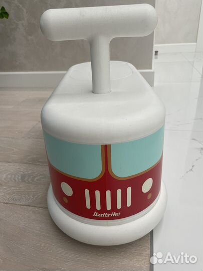 Подарная машина каталка