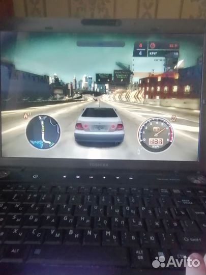 Офисный японец Toshiba satellite a300