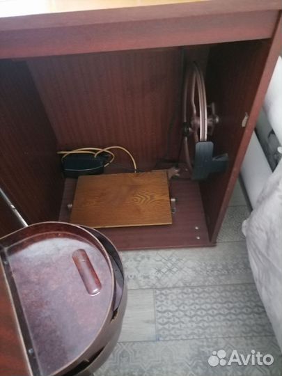 Швейная машина подольск 132(СССР)