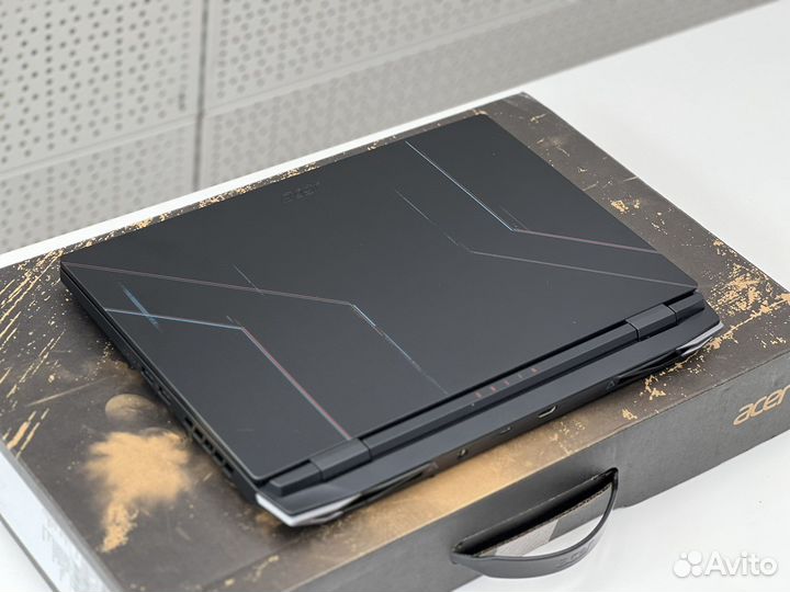 Acer Nitro 144Hz Ryzen 7 6800H RTX3050 DDR5 16g