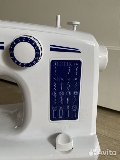 Швейная машина Tesler SM-1620