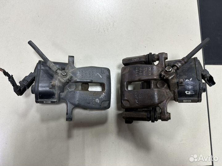 Суппорт задний Volkswagen Passat B7; B6