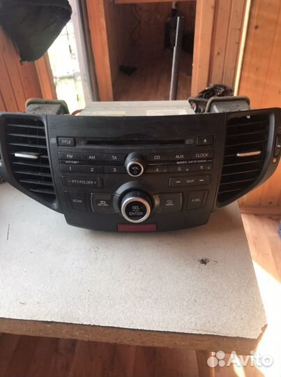Honda accord 8 штатная магнитола
