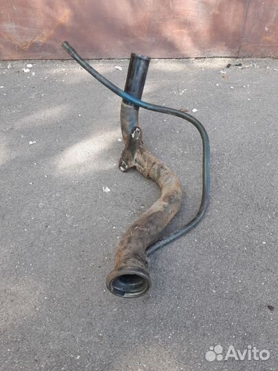 Заливная горловина на Москвич 2141 Святогор