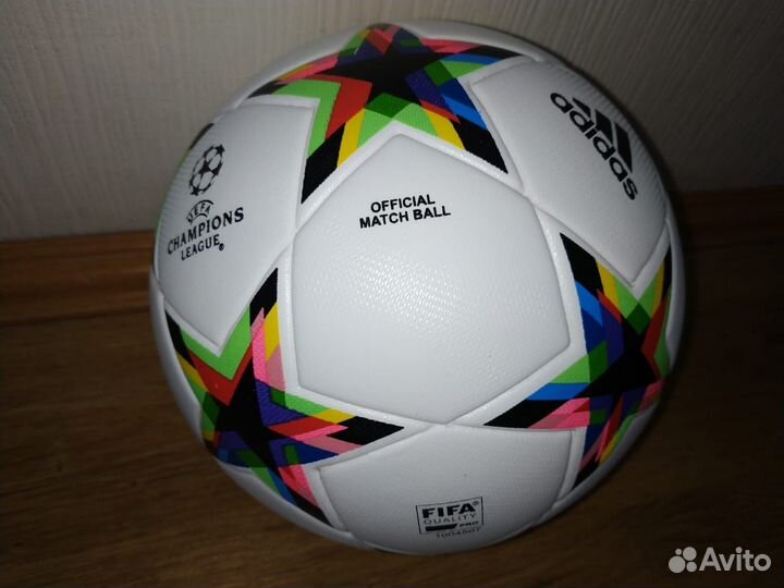 Футбольный мяч adidas лига чемпионов уефа 2023 PRO