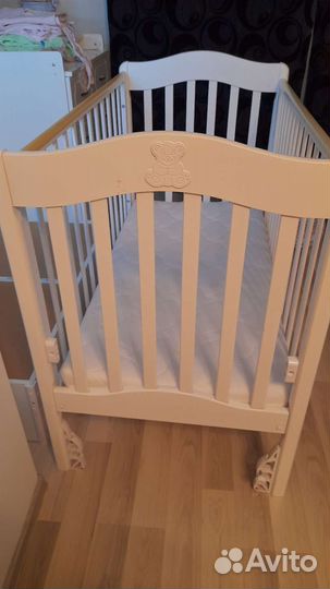 Кроватка Гандылян с маятником+матрас+белье