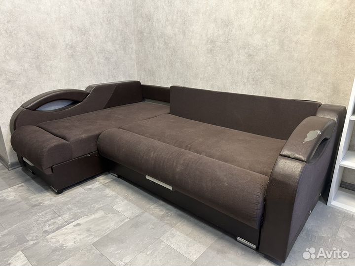 Угловой диван