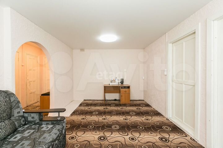 2-к. квартира, 56 м², 1/5 эт.