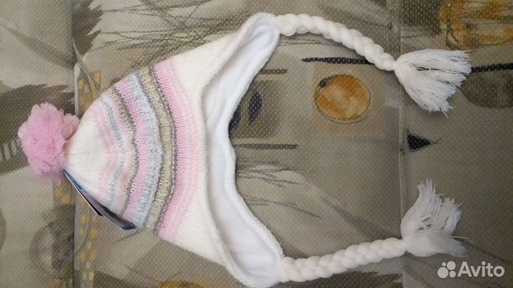 Шапка для девочки новая