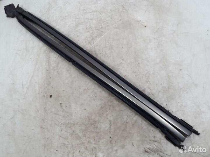 Молдинг лобового стекла Mercedes W220 A2206900539