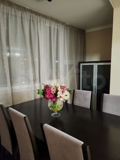 3-к. квартира, 90,4 м², 5/10 эт.