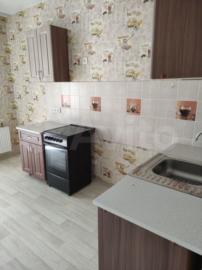 1-к. квартира, 43 м², 8/16 эт.