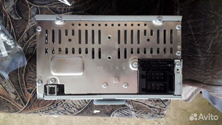 Штатный магнитофон Kia Rio