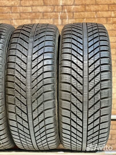 Goodyear Vector 4Seasons 205/55 R16