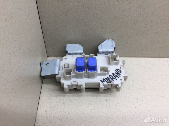 Блок предохранителей Nissan Murano Z50 2004-2008
