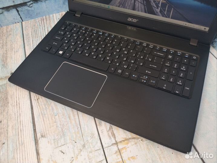 Мощный Acer на i3/ GTX 950m/ RAM 10/ SSD/ Full HD