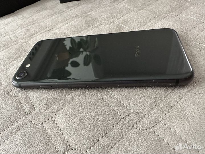 iPhone 8, 256 ГБ
