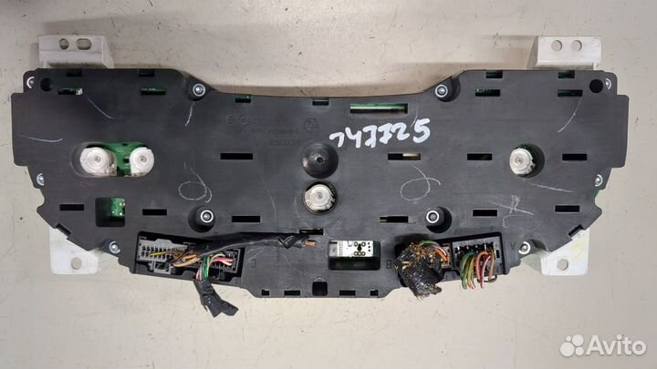 Щиток приборов Dodge Avenger 2007, 2008