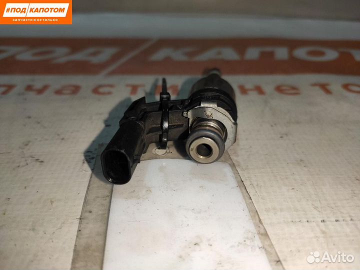 Форсунка топливная Volkswagen Golf 6 2012