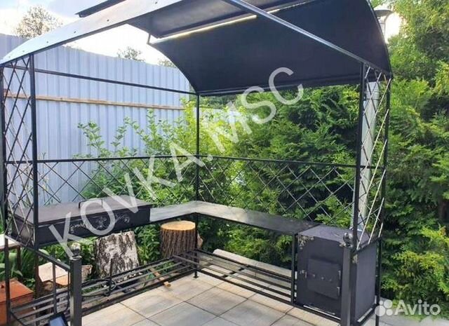 Беседка с мангалом