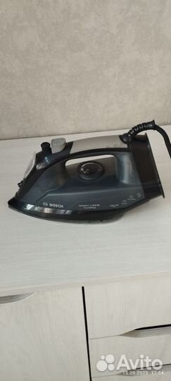 Утюг Bosch sensixx DA 10