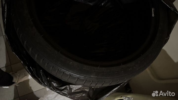 Nokian Tyres Hakkapeliitta CS 225/40 R18