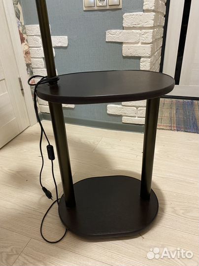 Торшер напольный со столиком