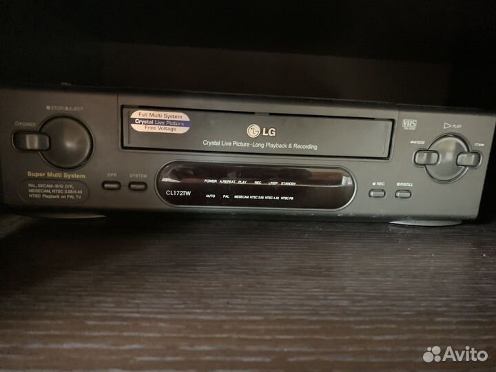 Видеомагнитофон