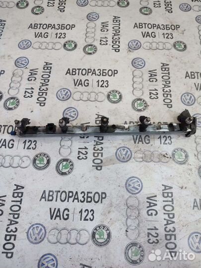 Топливная рейка с форсунками Volvo S40