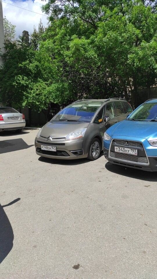 Citroen Grand C4 Picasso: фото владельца