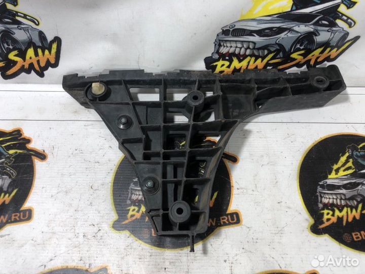 Кронштейн бампера задний правый Audi A4 B5 APS