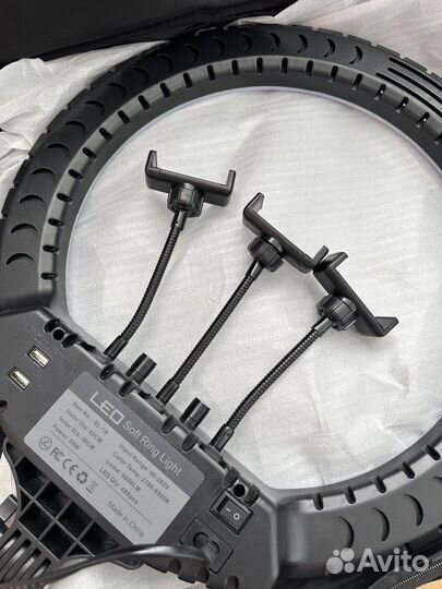 Кольцевая лампа 45 см со штативом