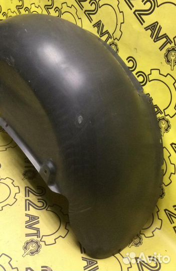 Подкрылок задний правый Volkswagen Touareg 7L AZZ