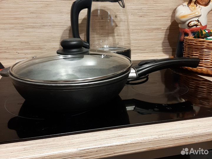 Сковорода с крышкой