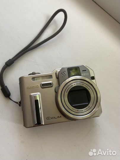 Компактный фотоаппарат casio exilim pro ex-p600
