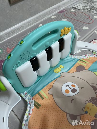 Развивающий коврик для малышей