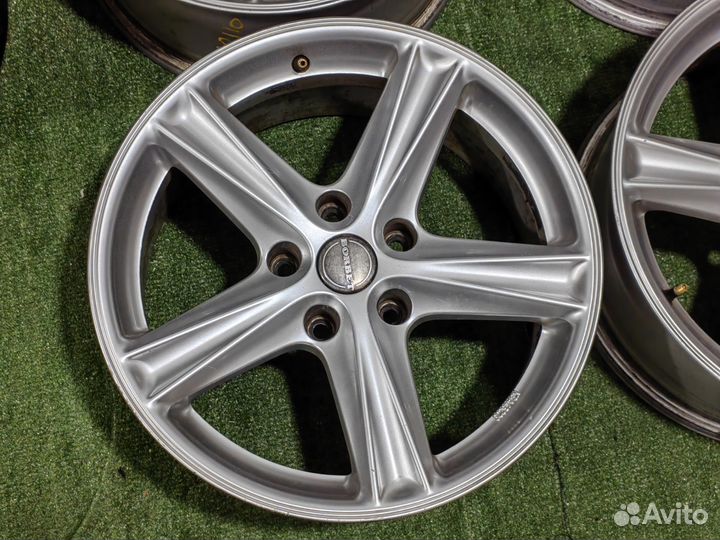 Borbet R-17 (5x120; Et13; 8j)